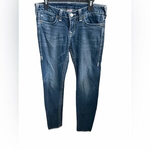Woman's true religion vintage jeans size 32! Beautiful white stitching! EUC!